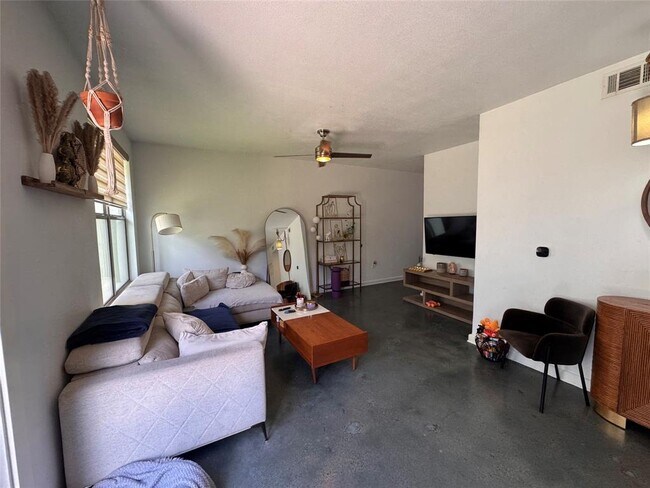 Photo - 1201 Grove Blvd Unit 603