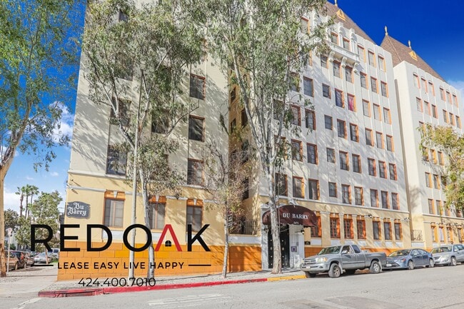 Building Photo - 3471 5th St Unit 701 Rental
