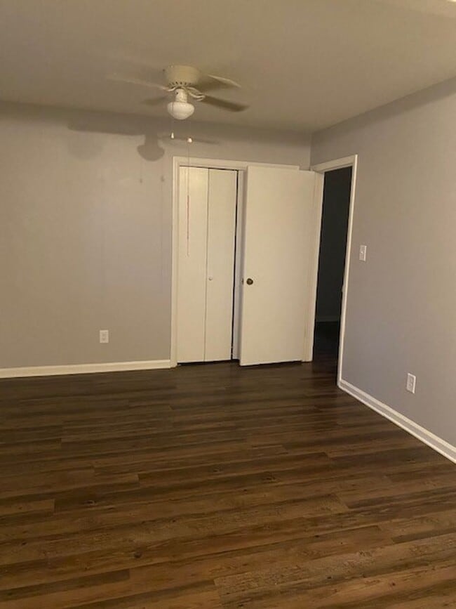 Photo - 734 12th St NW