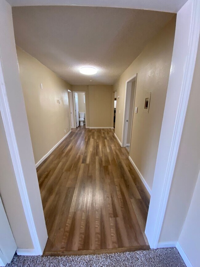 Photo - 1219 Water St