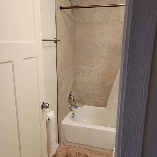 Photo - 1213 Center St