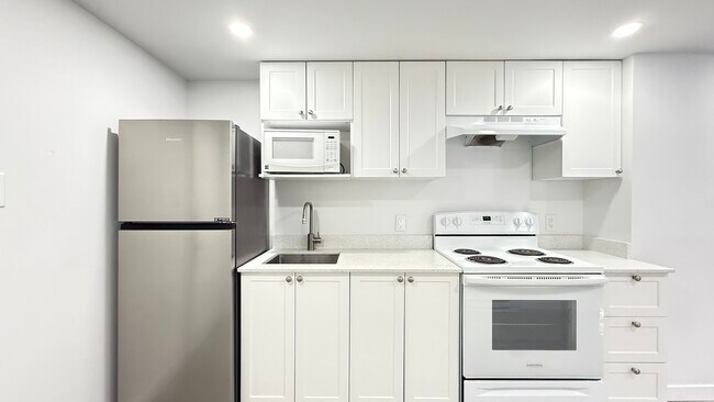 Photo - 136 Rue Bérard Unit 3795 rue Saint-Kevin