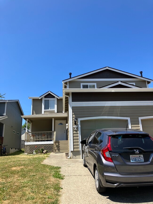 Building Photo - 407 N 5th Ave SW