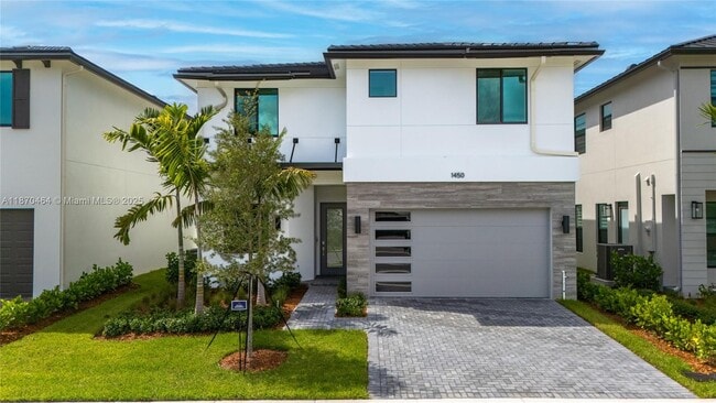 Building Photo - 1450 SW 23rd St Rental