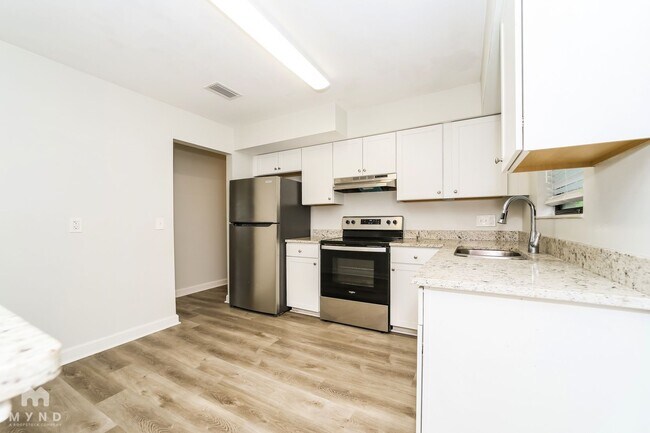 Photo - 10535 Jolynn Rd