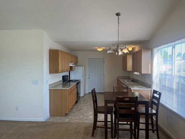 Photo - Spacious 3-Bedroom Home with Loft & Large Backyard!