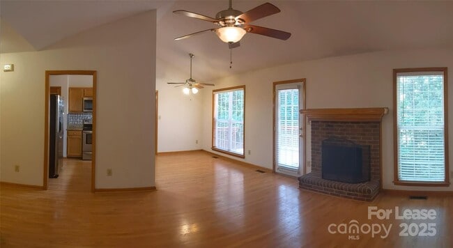 Photo - 3704 Wilshire Ln