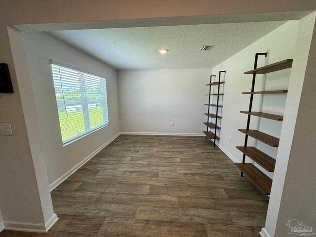 Photo - 7529 Steeplechase Blvd