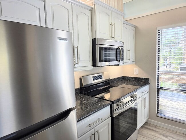 Photo - 2695 N Seabreeze Point