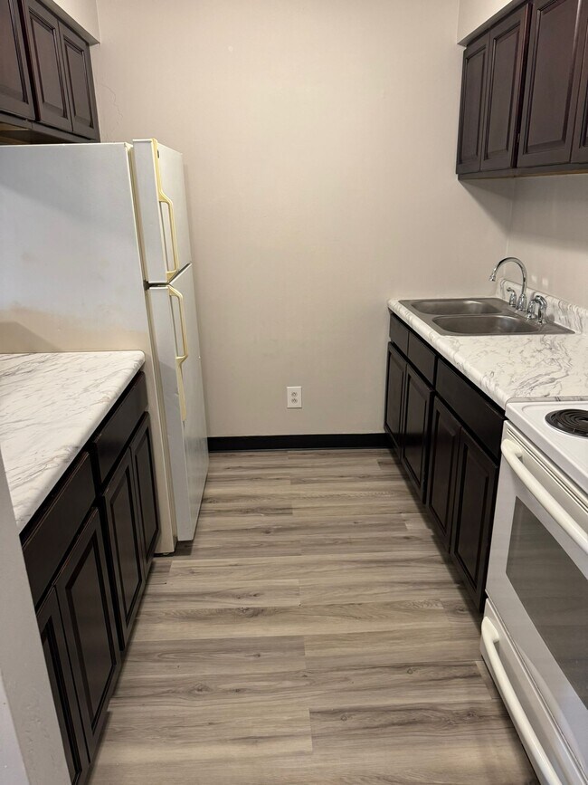 Photo - 221 Cookstown New Egypt Rd Unit B6