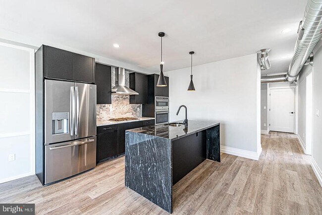 Photo - 526 Brown St Unit 302