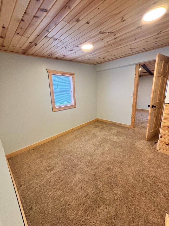 Photo - 815 Salmon Ave