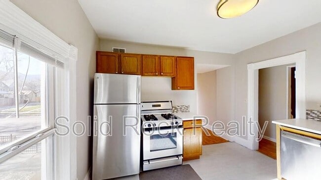 Photo - 219 N Institute St Unit 3