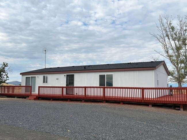 Photo - ** $1,175 MOVE IN SPECIAL First Month **