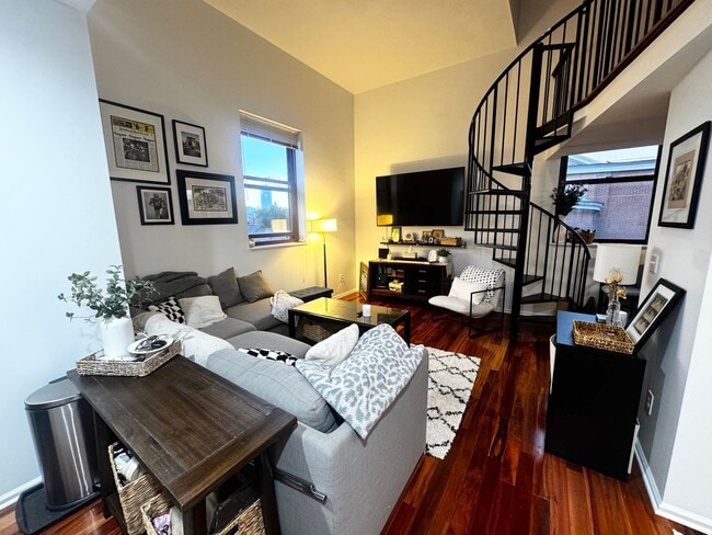 Photo - 130 S 22nd St
