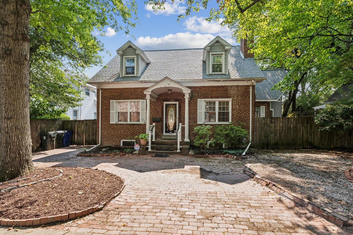 Photo - 7305 Hopkins Ave (College Park, MD)