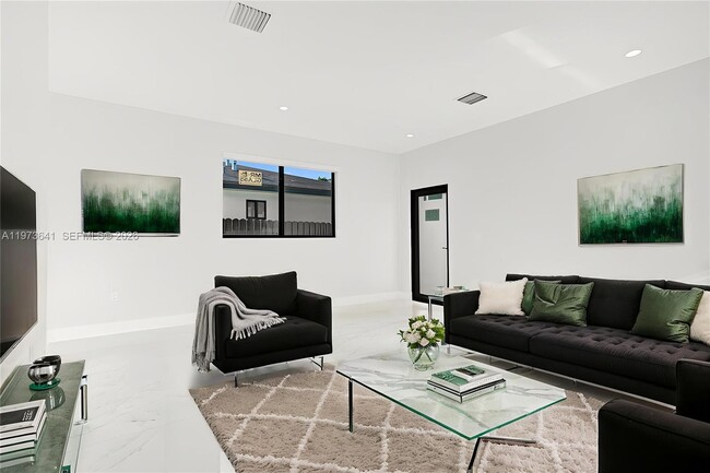 Photo - 12120 SW 219th St Unit B