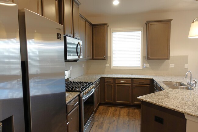 Photo - 6 Ashborne Ln