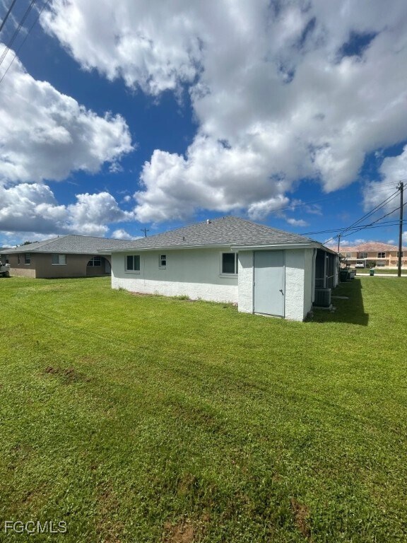 Photo - 4527-4529 Skyline Blvd