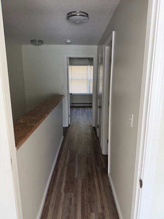 Photo - 1235 East St