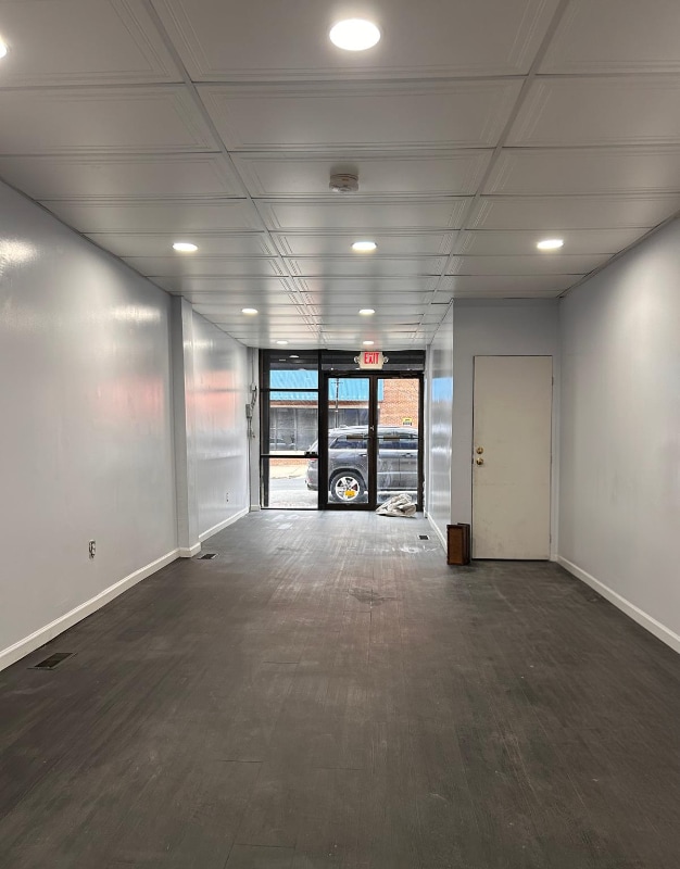 Photo - 503 W Lexington St