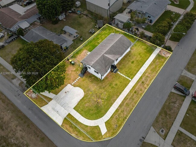 Photo - 1867 NW 8th Ave