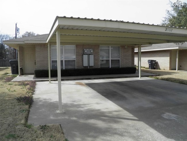 Building Photo - 3006 Grace St