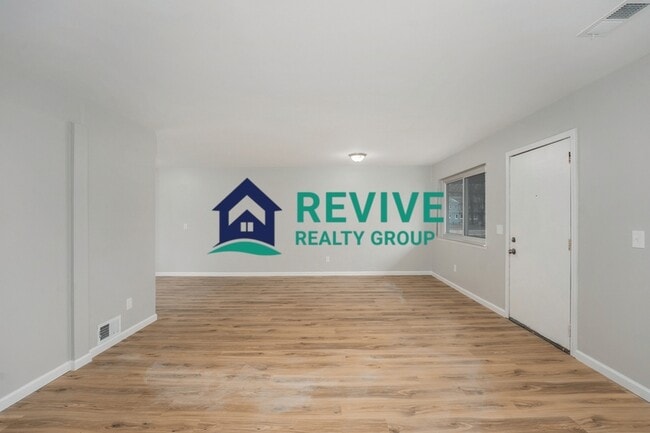 Photo - 27275 Barbara Ct