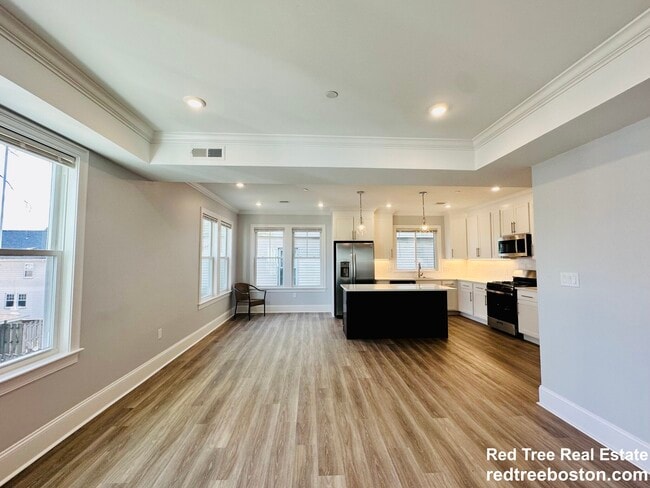 Photo - 100 Brooks St Unit 1