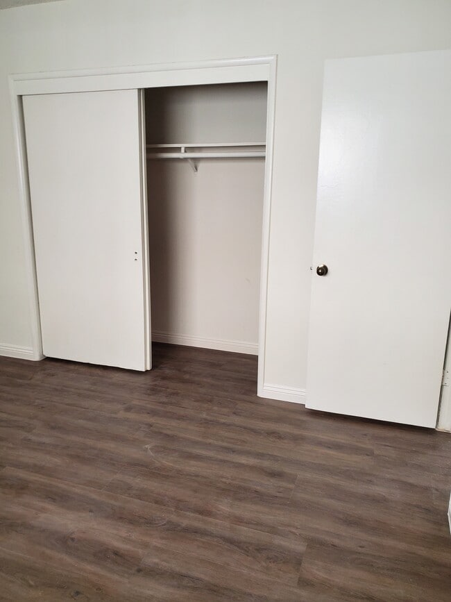 Photo - 2002 Vanderbilt Ln Unit A