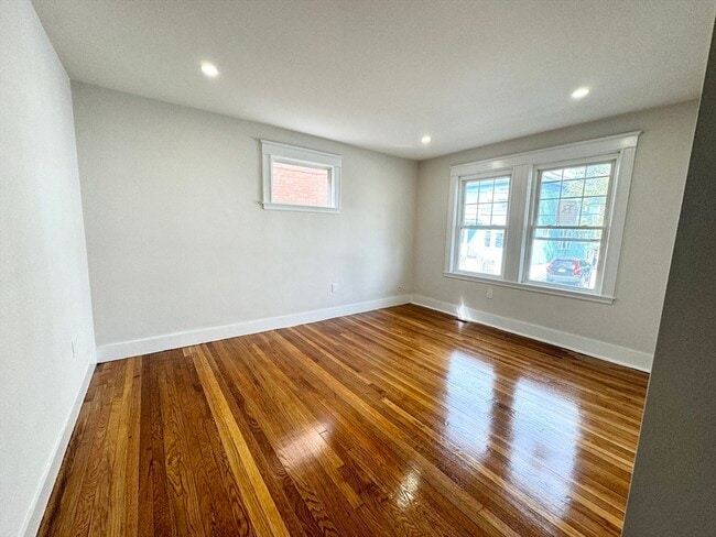 Photo - 72 Belden St Unit 1