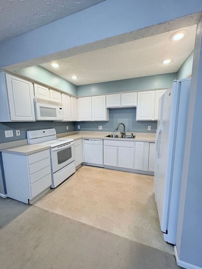 Photo - Beautiful 3BR 3BA w/ Attached Garage • White-Appliance Kitchen • HOA Lawn Care in Dublin