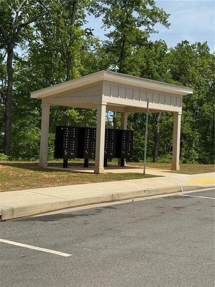 Photo - 1202 Ainsworth Alley