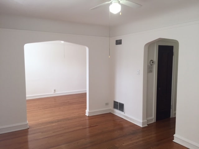 Building Photo - 6032 Irving Park Rd Unit 4B