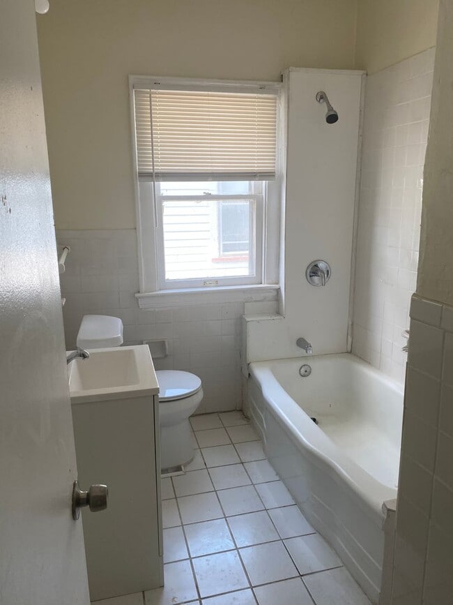 Photo - 3259 E 123rd St Unit 3259 - DN
