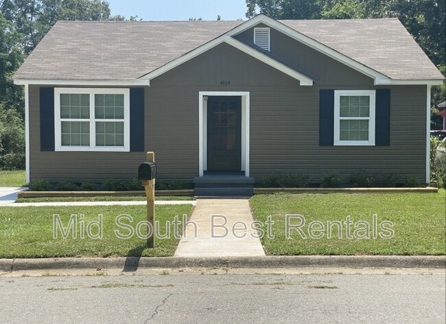 Building Photo - 4809 W 31st St