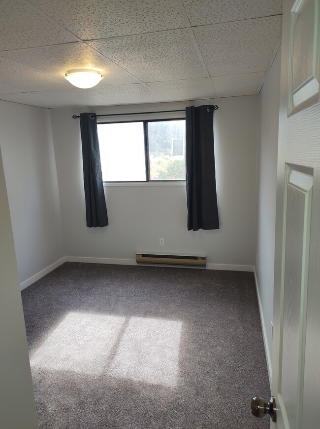 Photo - 571 Shuswap St S Unit 202