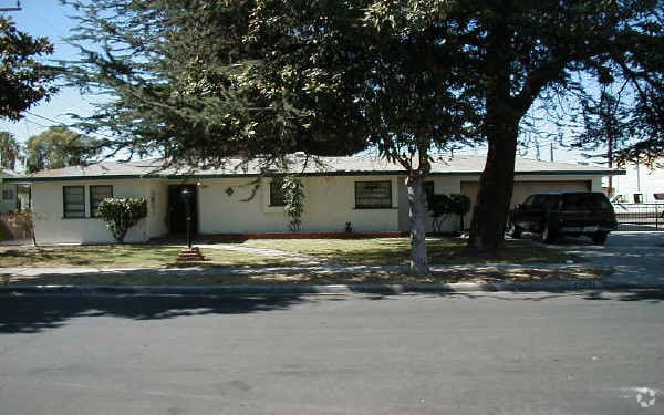 12618 Lakewood Blvd - 12618 Lakewood Blvd