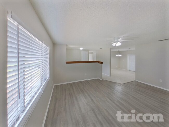 Photo - 3717 Coppertree Cir