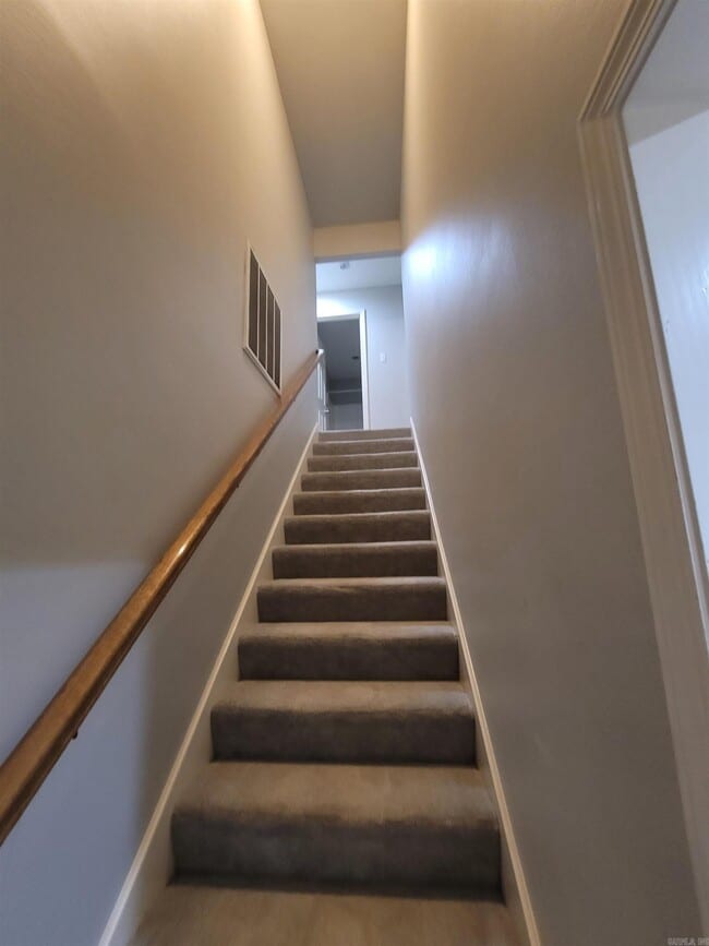 Photo - 118 Austin Ln