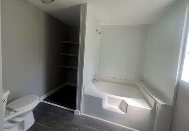 Photo - 3/2 Mobile Home, completely renovated! Unit Lot 30