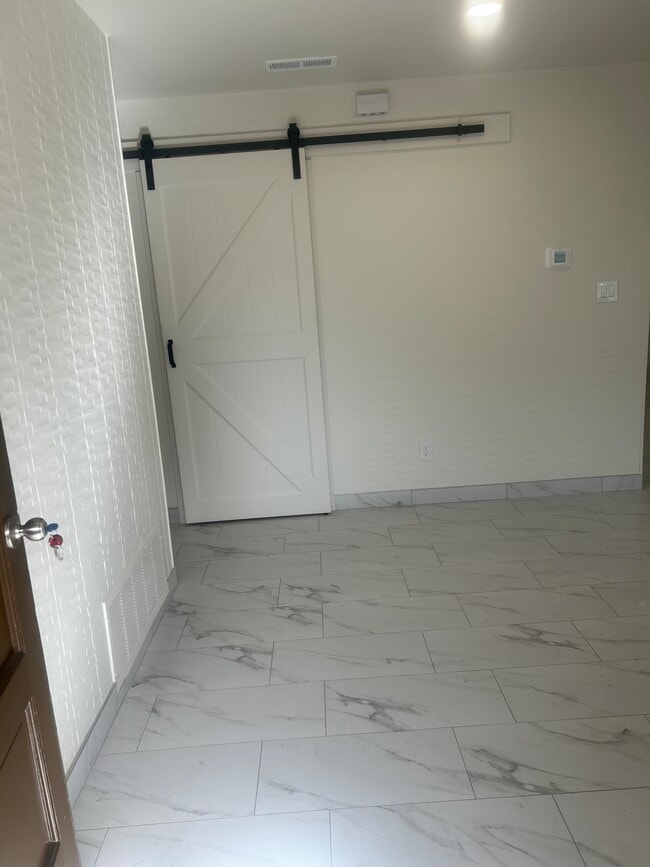 Photo - 1799 Vance Wy