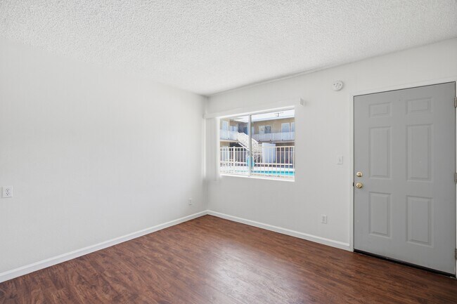 Foothill Suites