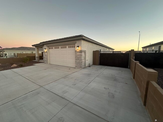 Photo - 7647 E 35th Ln