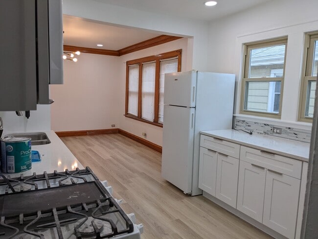 Photo - 10420 S Union Ave Unit 2