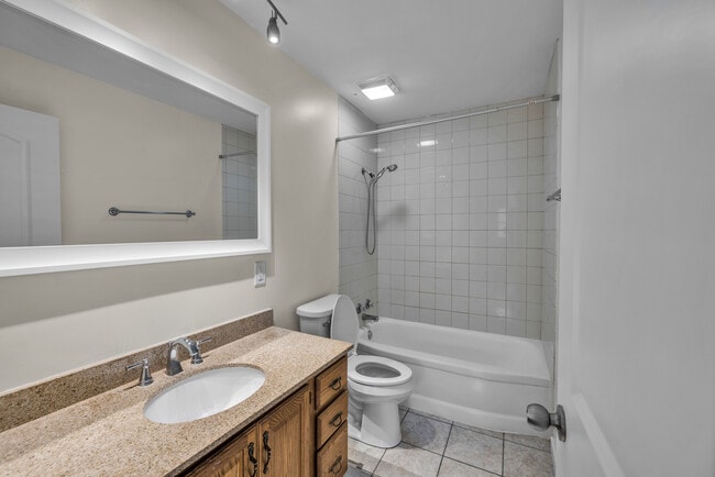 Photo - 8 Crestview Dr