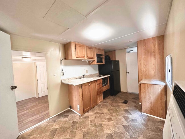 Photo - 1135 Austin St