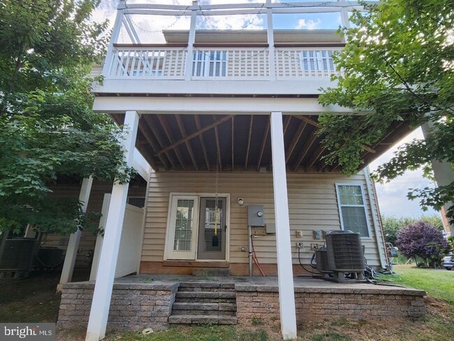 Building Photo - 23392 Lewis Hunt Square Rental