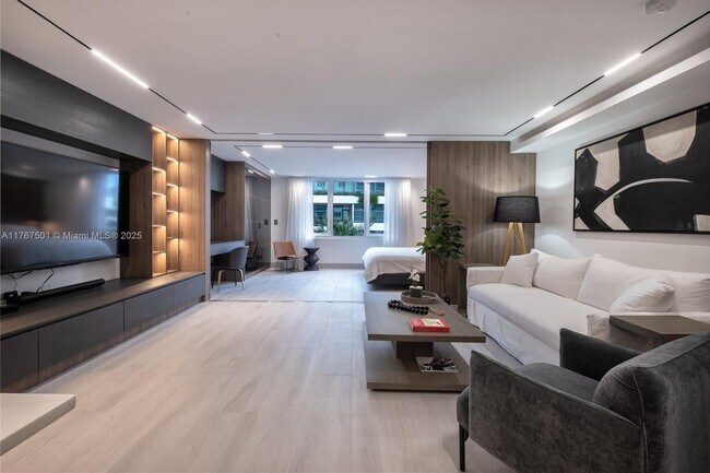 Photo - 2301 Collins Ave Unit 432