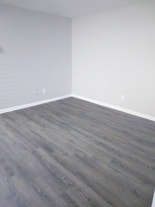 Photo - 1429 Potter Dr Unit 253